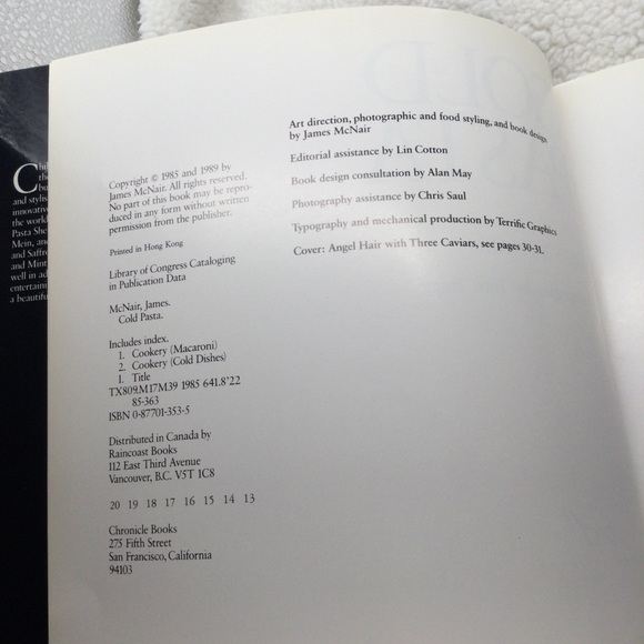 Vintage cold pasta recipe book yr 1989 . - Picture 7 of 8